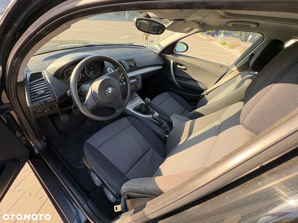 BMW Seria 1 - 11