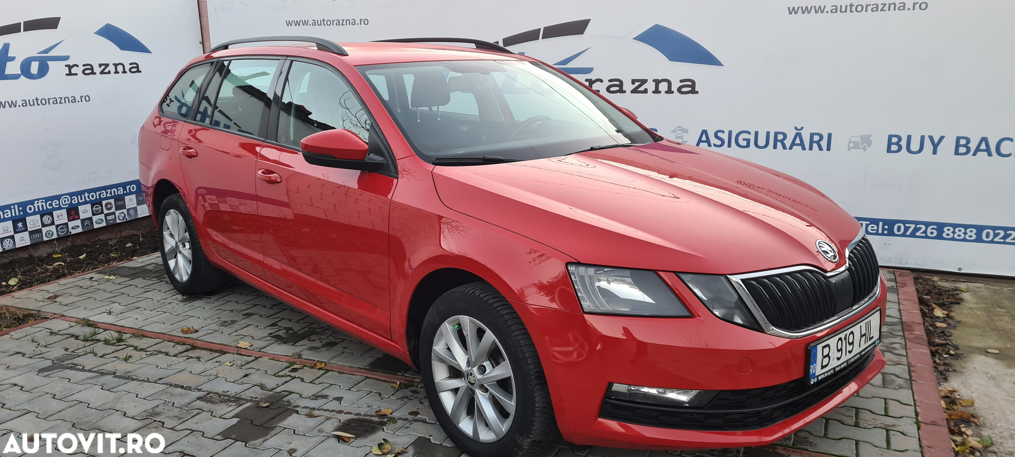 Skoda Octavia 1.6 TDI DSG Style - 2