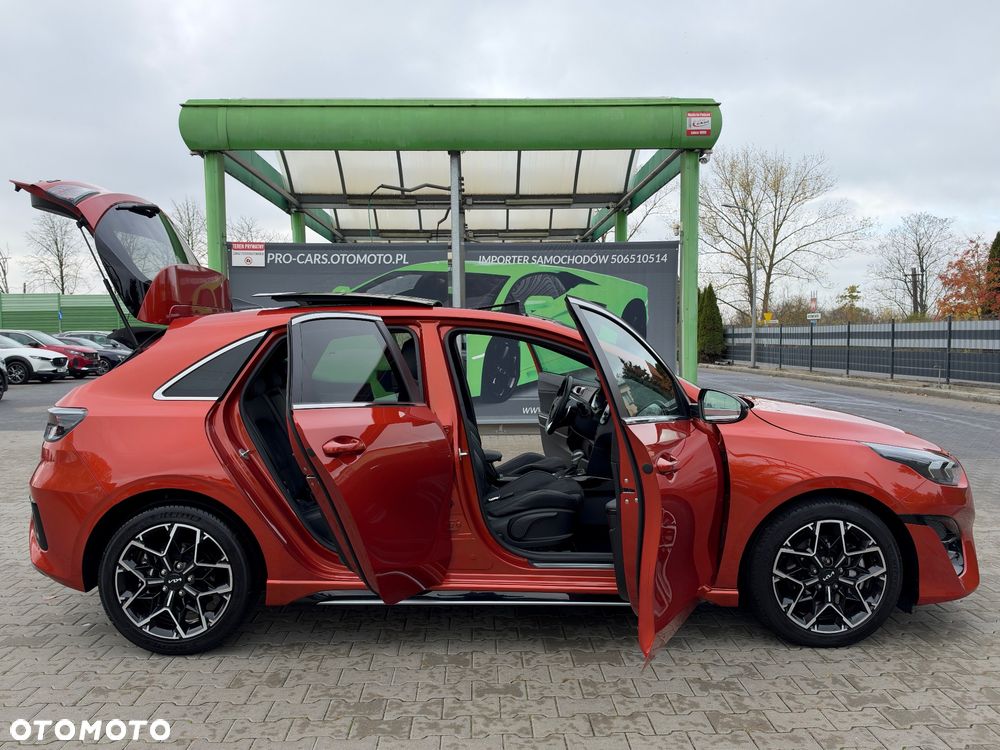 Kia Ceed 1.5 T-GDI MHEV GT-Line - 17