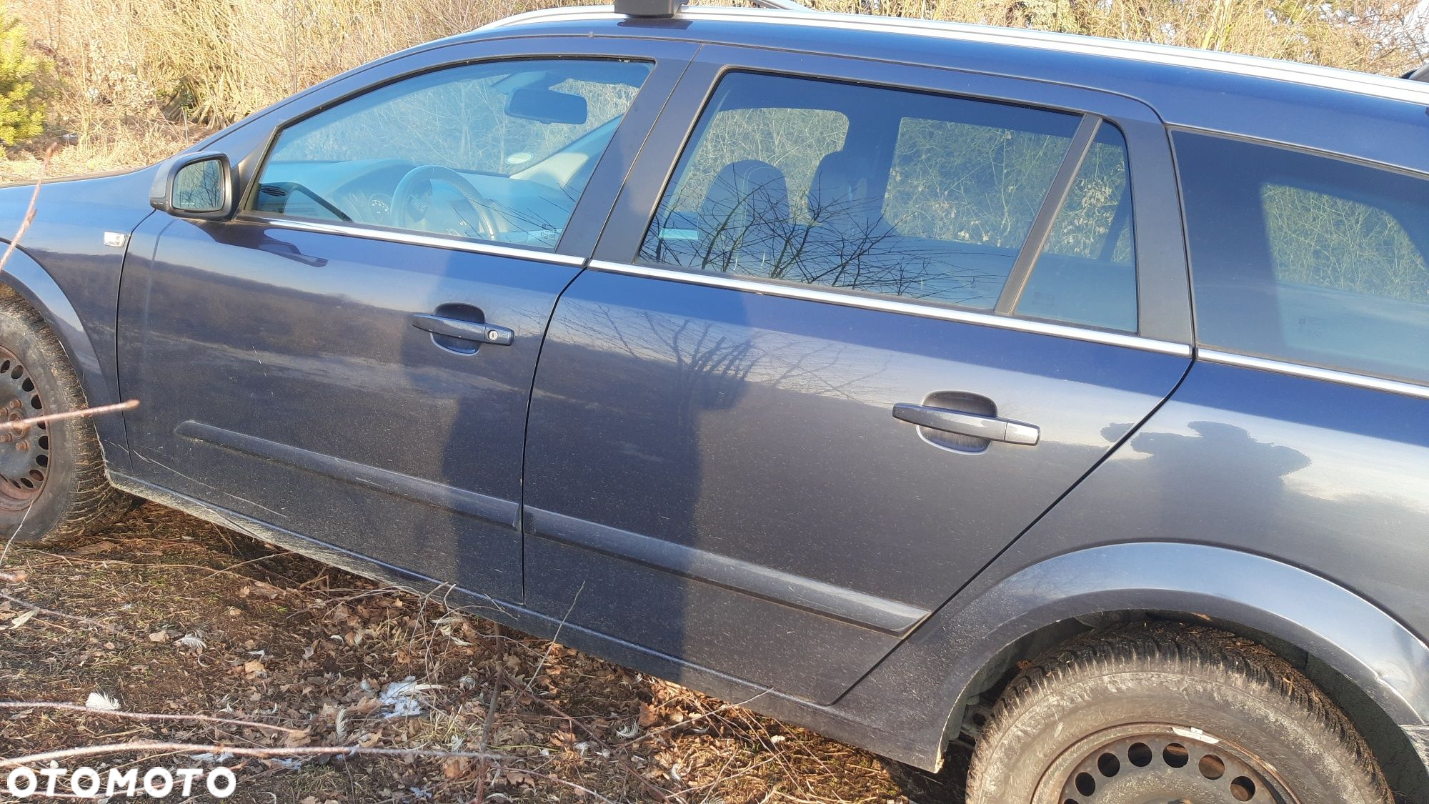 Drzwi lak. Z168 Opel Astra H kombi 3 kompletne - 4