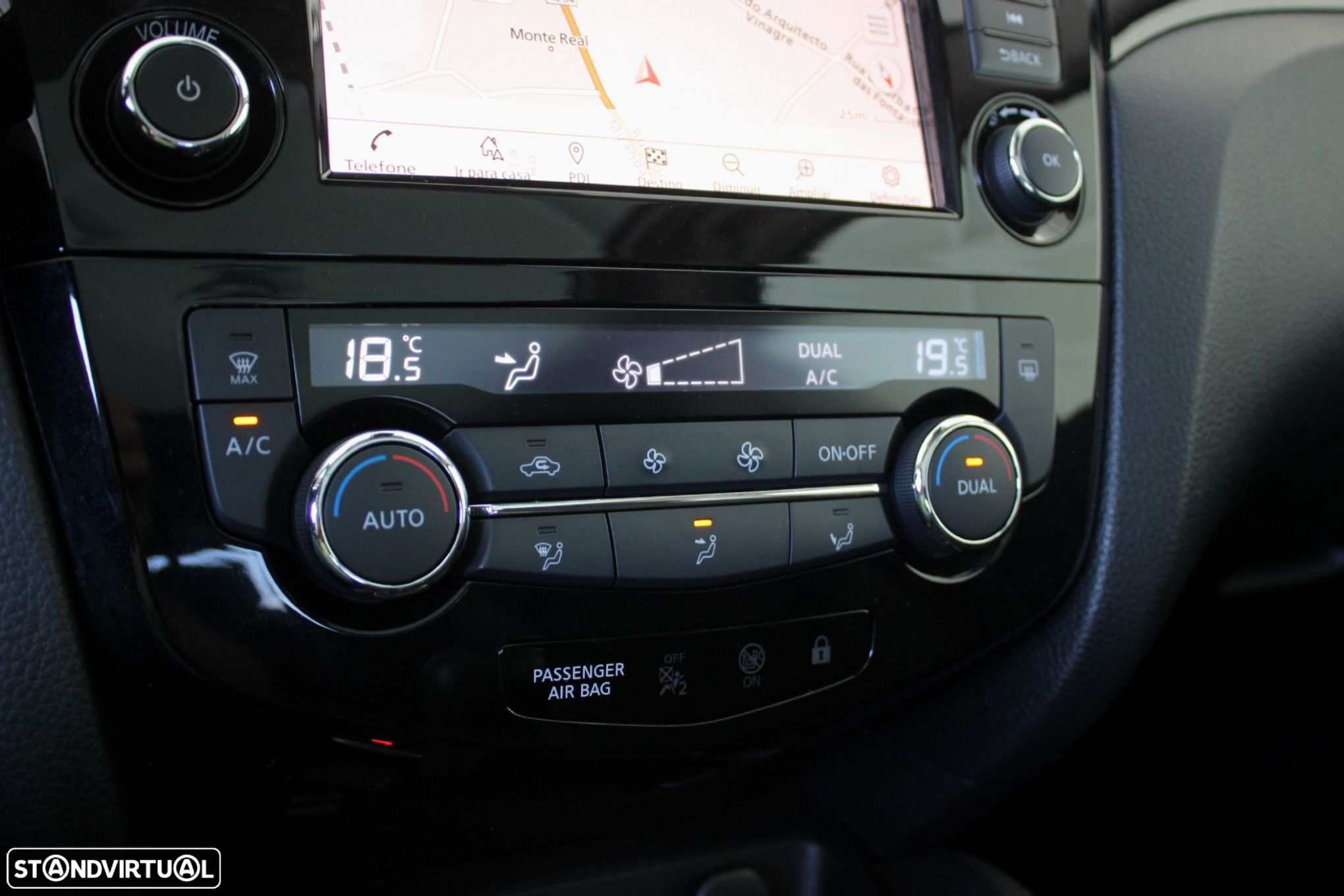 Nissan Qashqai 1.3 DIG-T N-Connecta - 36