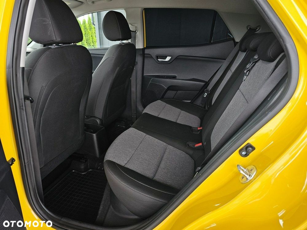 Kia Stonic - 28