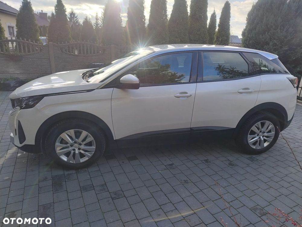 Peugeot 3008 1.5 BlueHDi Allure S&S - 9