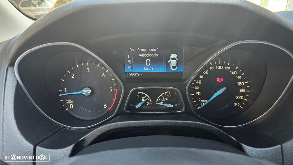 Ford Focus 1.5 TDCi Titanium - 18