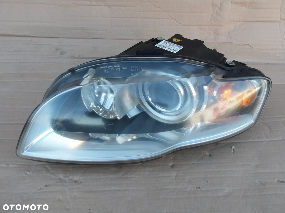 LAMPA LEWY PRZOD BI XENON AUDI A4 B7 8E0941003AM - 1