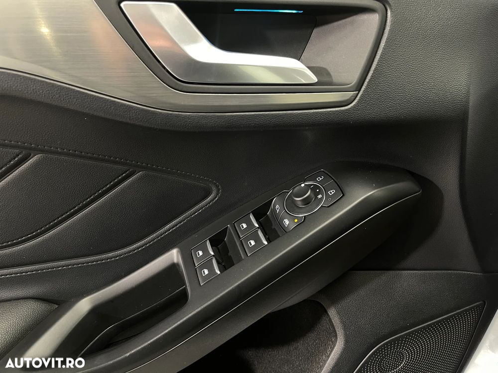 Ford Focus 1.0 EcoBoost MHEV Titanium - 18