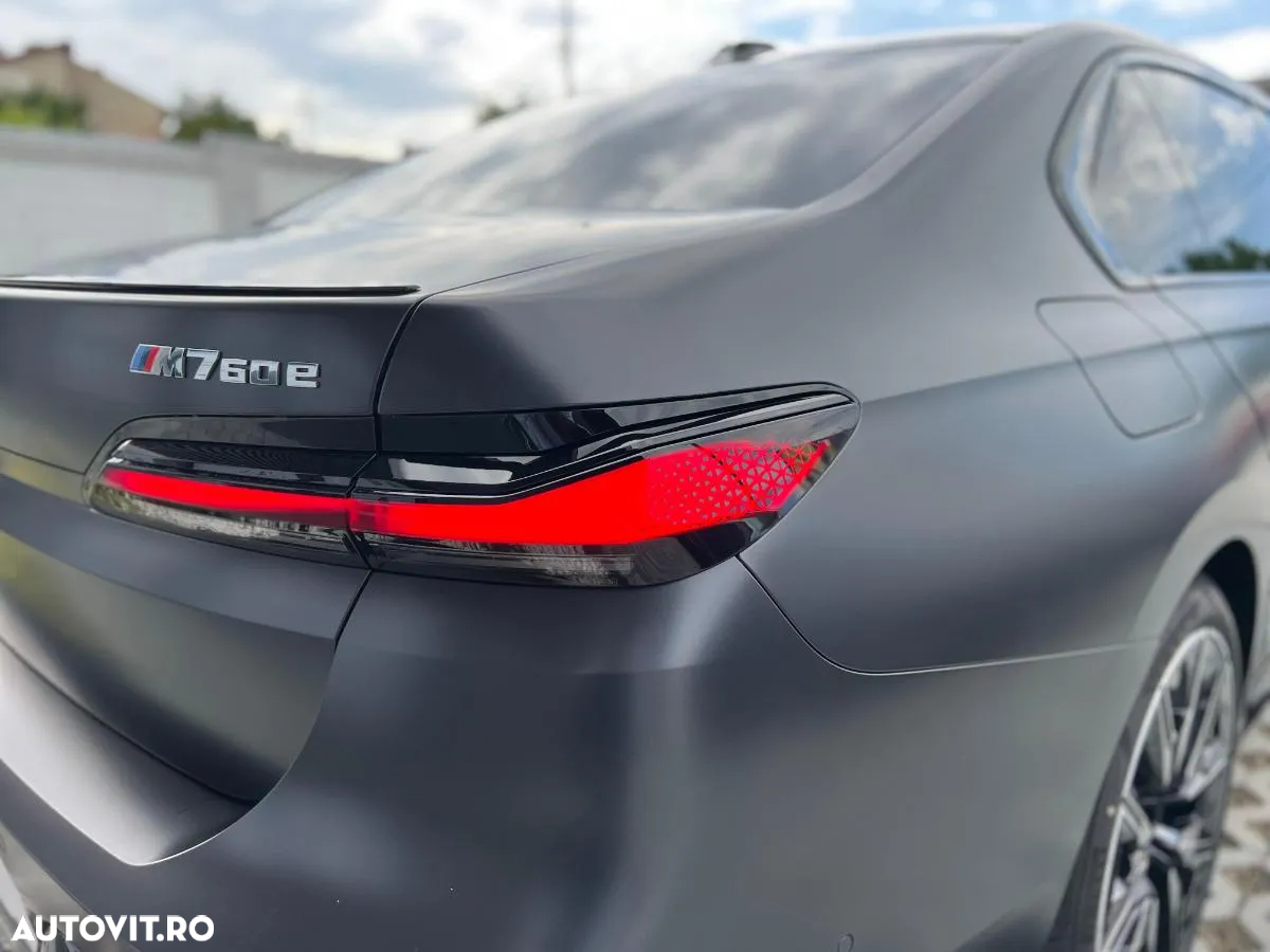BMW M7 M760e xDrive - 19