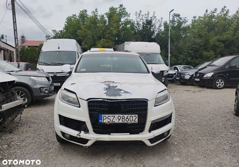 Audi Q7 - 28
