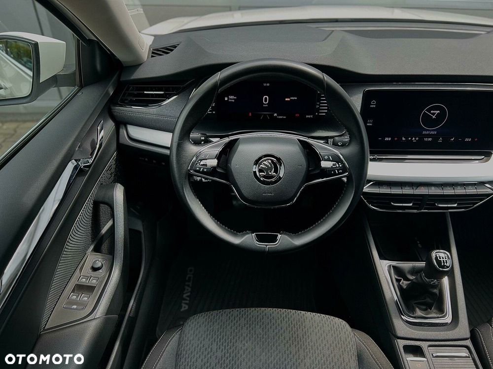 Skoda Octavia 1.5 TSI ACT Style - 25