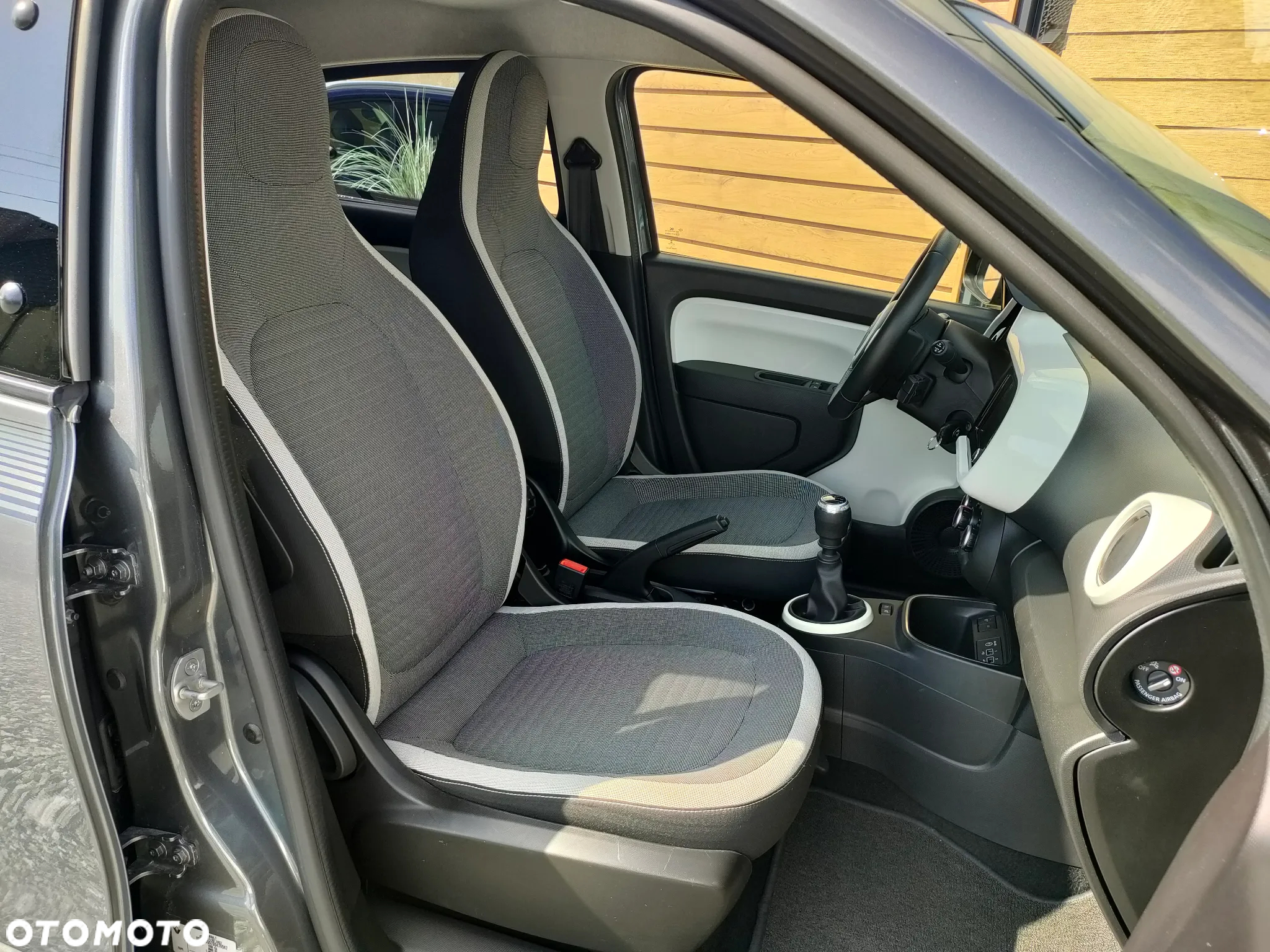 Renault Twingo TCE 90 LIMITED - 21