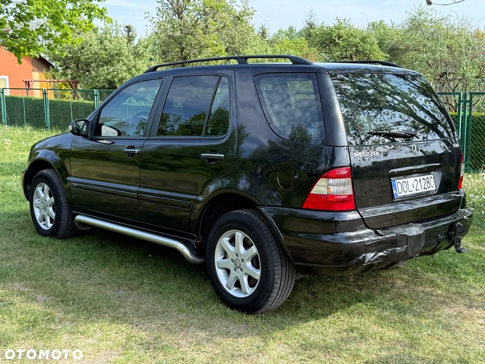 Mercedes-Benz ML - 6