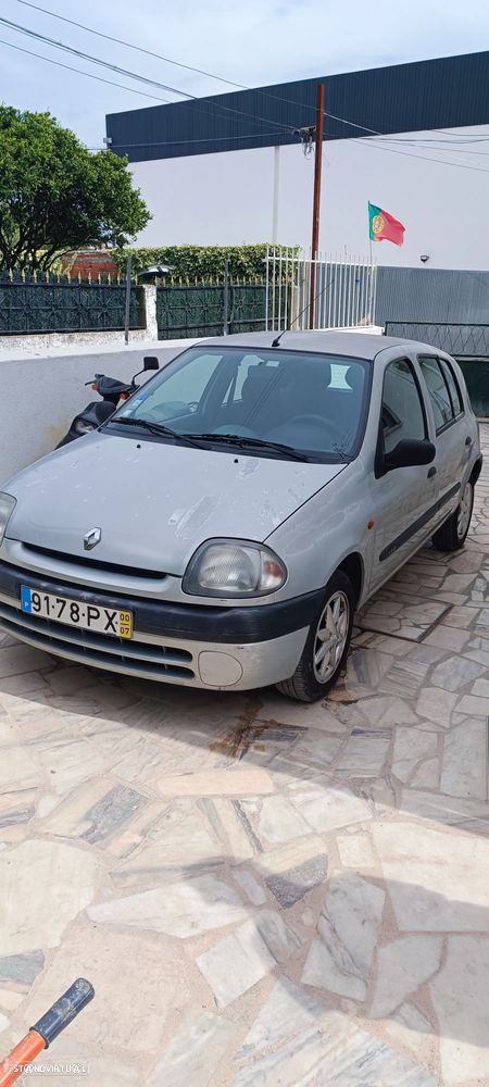 Renault Clio 1.2 - 2
