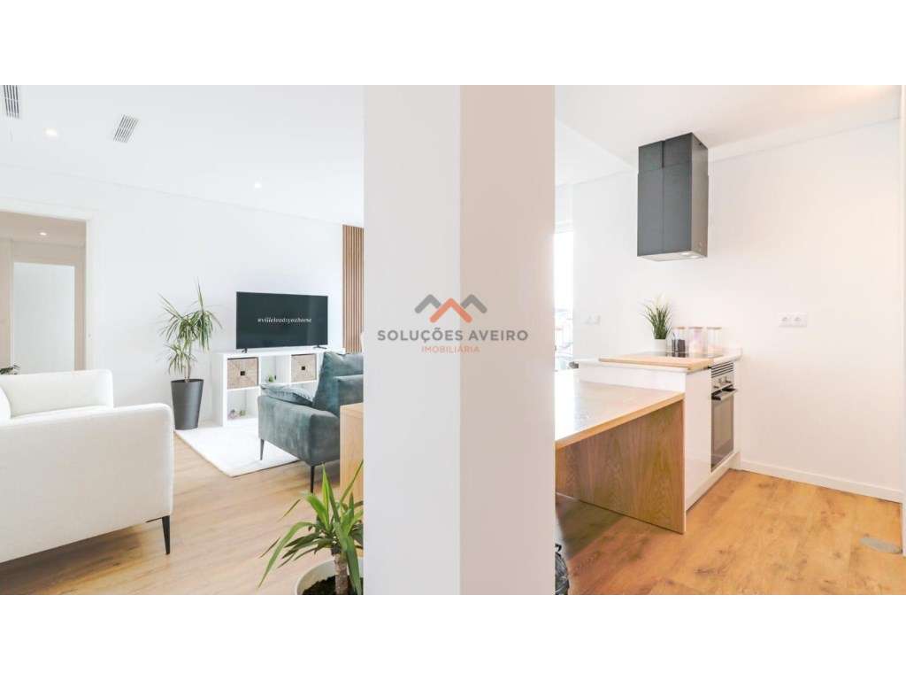 Apartamento T2 como Novo - Localização Privilegiada junto à Ria e a... - Grande imagem: 3/20