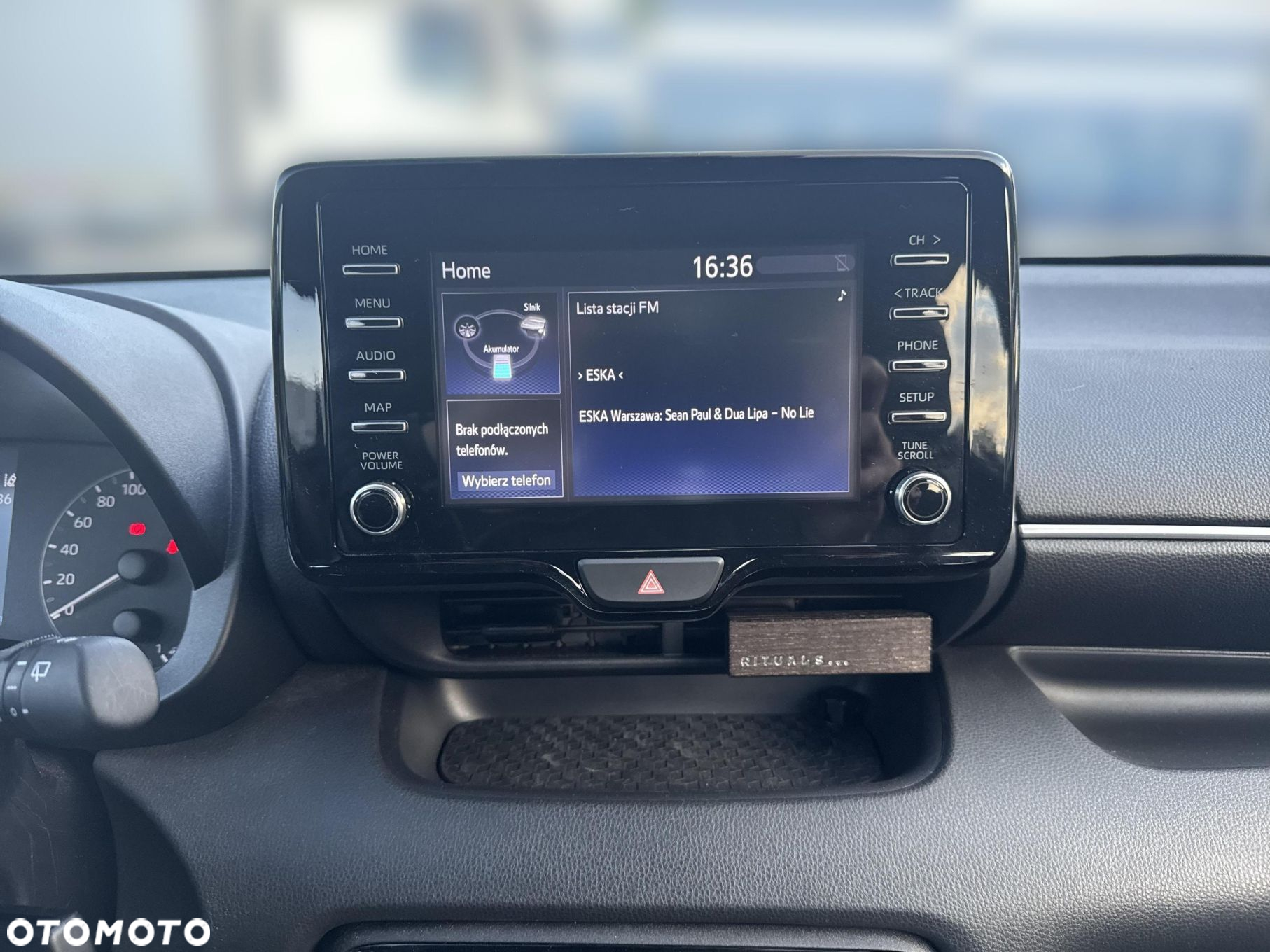 Toyota Yaris Hybrid 1.5 Comfort - 18