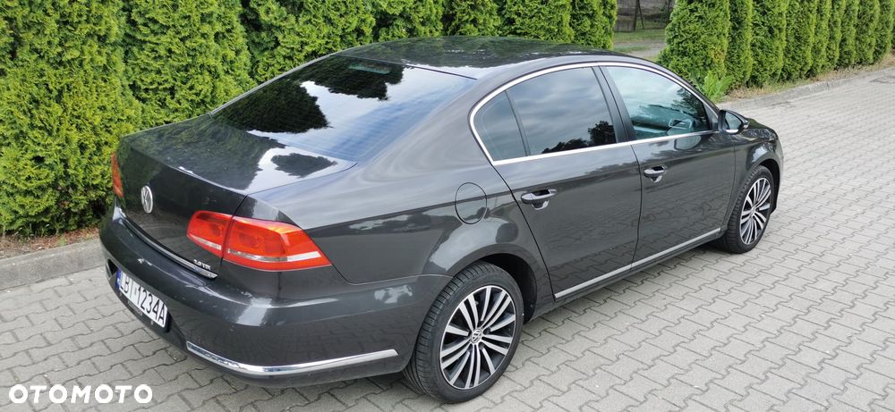 Volkswagen Passat - 15