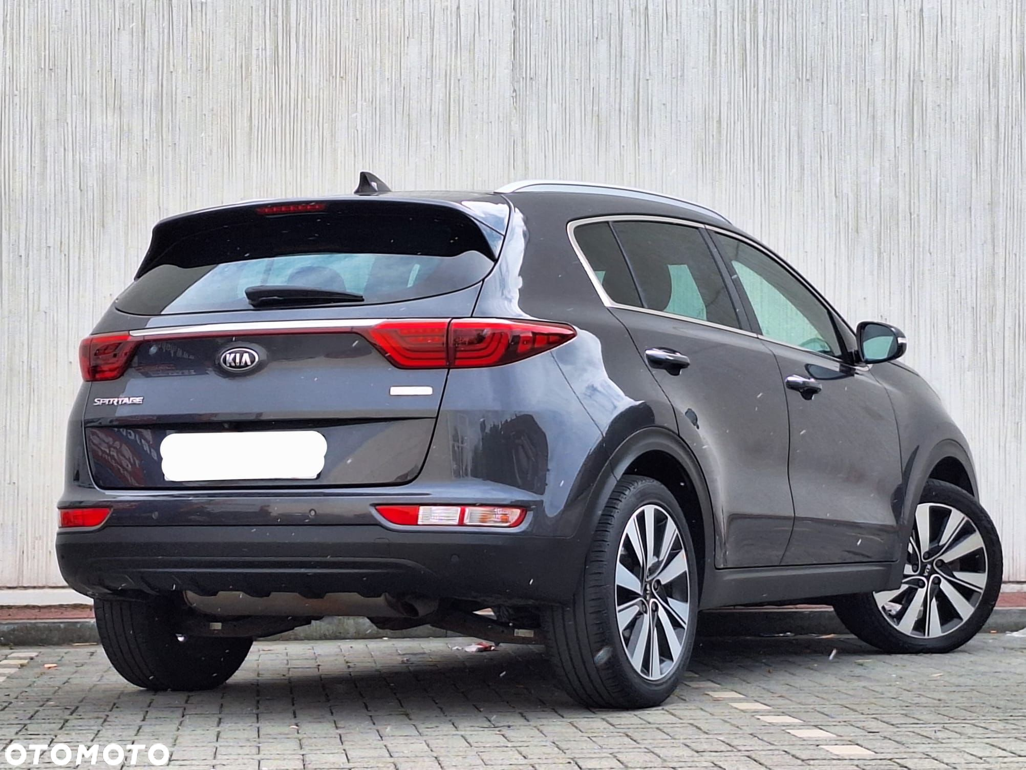 Kia Sportage 1.7 CRDI Business Line L 2WD - 12
