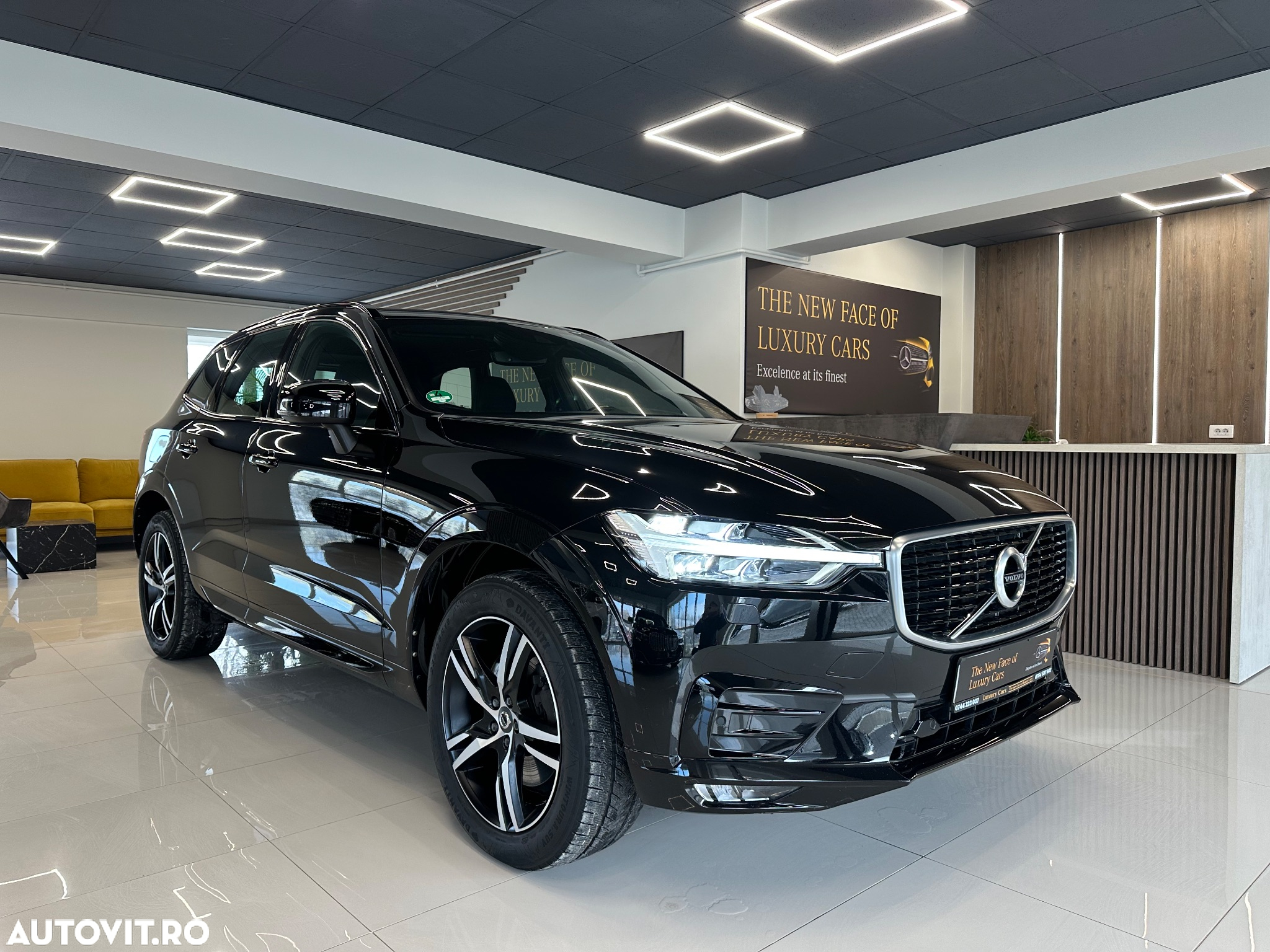 Volvo XC 60 B4 MHEV AT8 AWD R-Design - 3