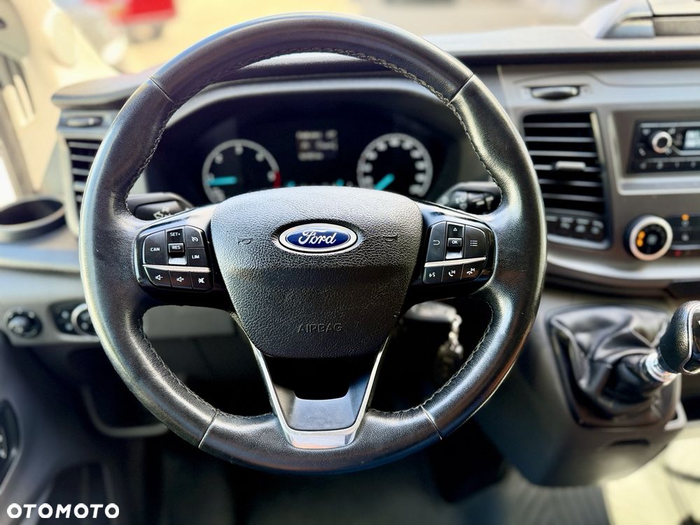 Ford Transit - 11