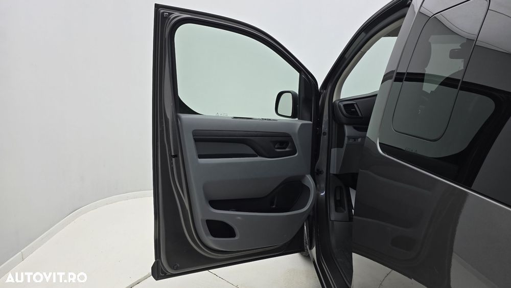 Toyota Proace 1.5 D-4D 120CP 8+1 L2H1 Base+ - 12