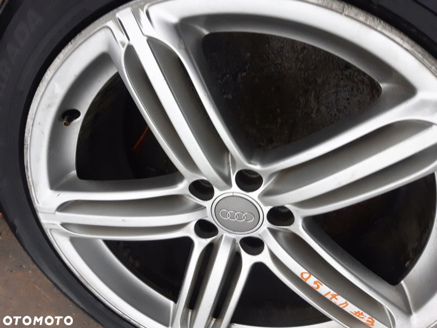 AUDI Q5 8R FELGA ALUMINIOWA POMPEI 20 8R0601025N - 3