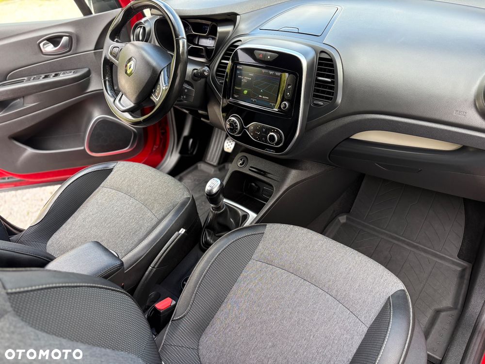 Renault Captur 1.2 Energy TCe XMOD - 35