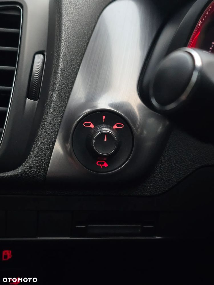 Citroën DS5 2.0 HDi SportChic - 27