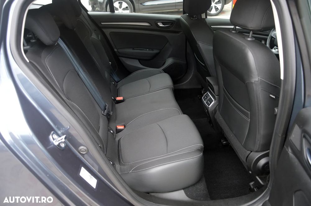 Renault Megane BLUE dCi 115 BUSINESS EDITION - 29