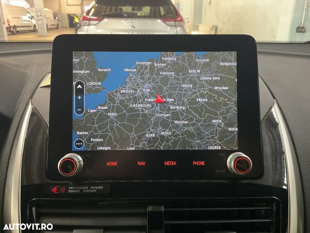 Mitsubishi Eclipse-Cross Plug-In Hybrid 4WD Select Black - 3
