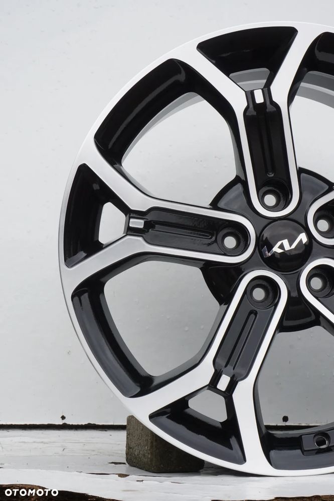 KIA 5x114,3 18 7,5J et45 OEM FV - 9