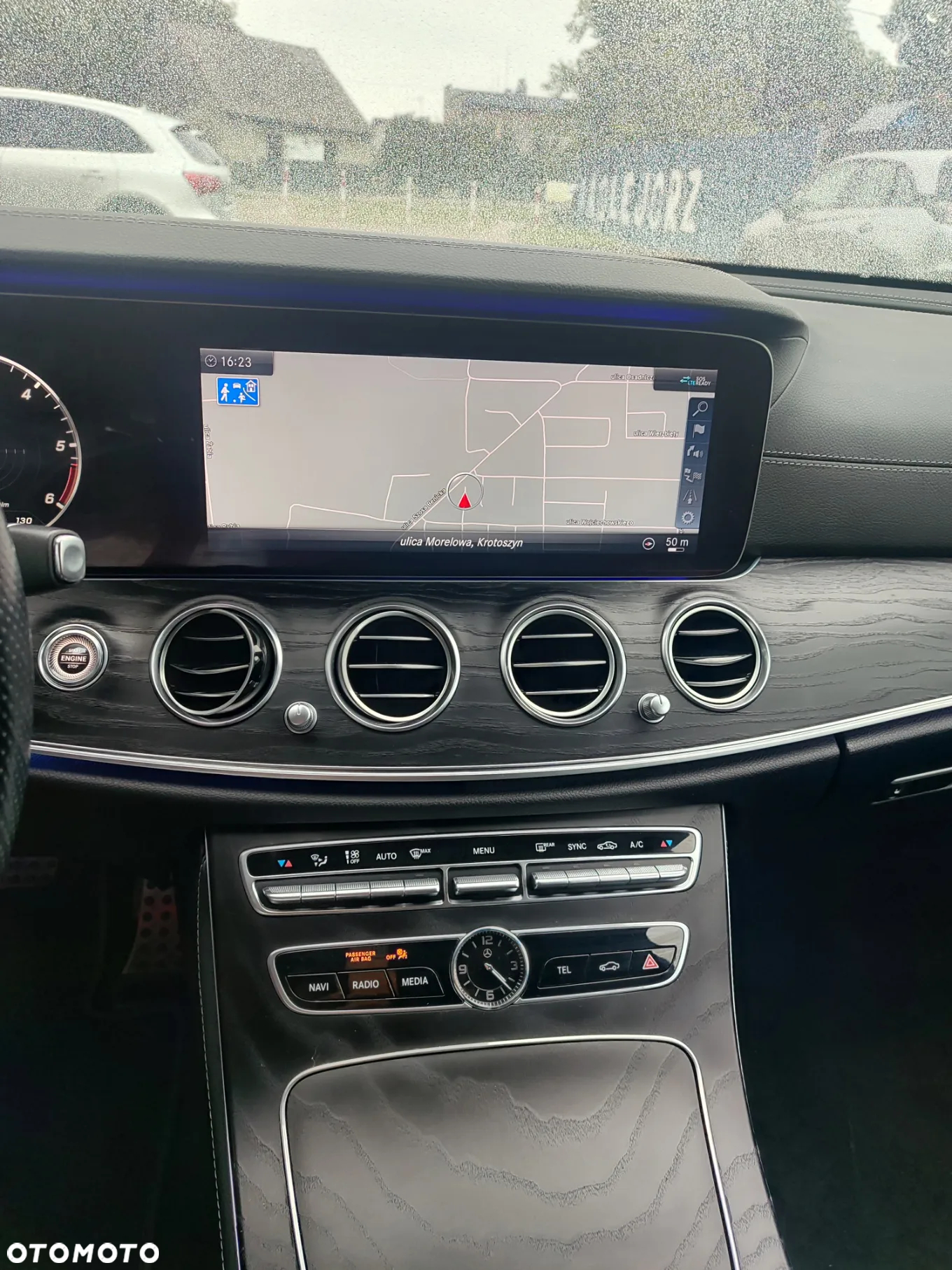 Mercedes-Benz Klasa E 300 d T 9G-TRONIC - 9