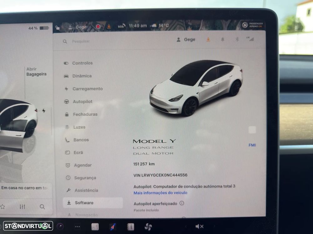Tesla Model Y Long Range Dual Motor AWD - 13