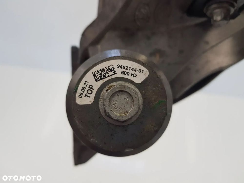 Łapa podpora wspornik mocowanie silnika BMW - 8