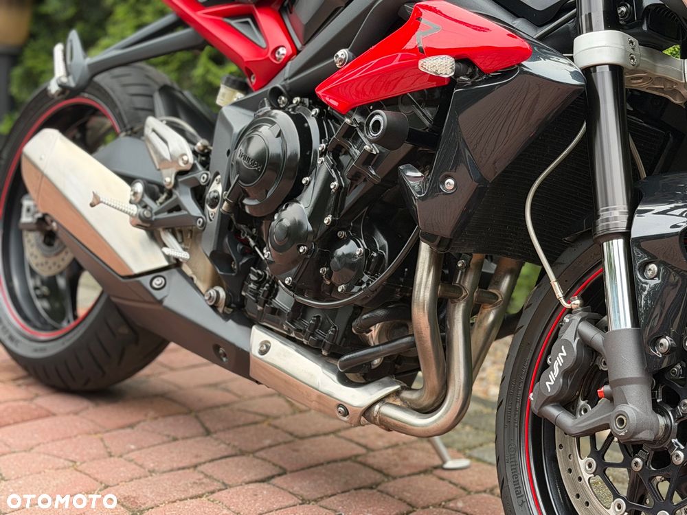 Triumph Street Triple - 13