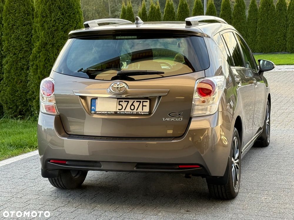 Toyota Verso - 3