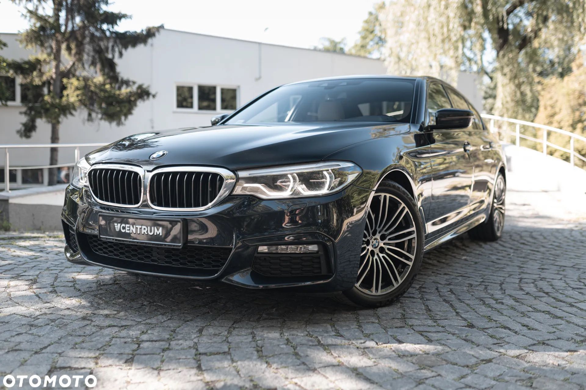 BMW Seria 5 520d xDrive Sport - 1