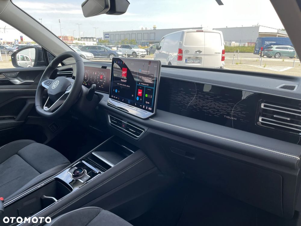 Volkswagen Tiguan 1.5 eHybrid PHEV 150kW Elegance DSG - 23