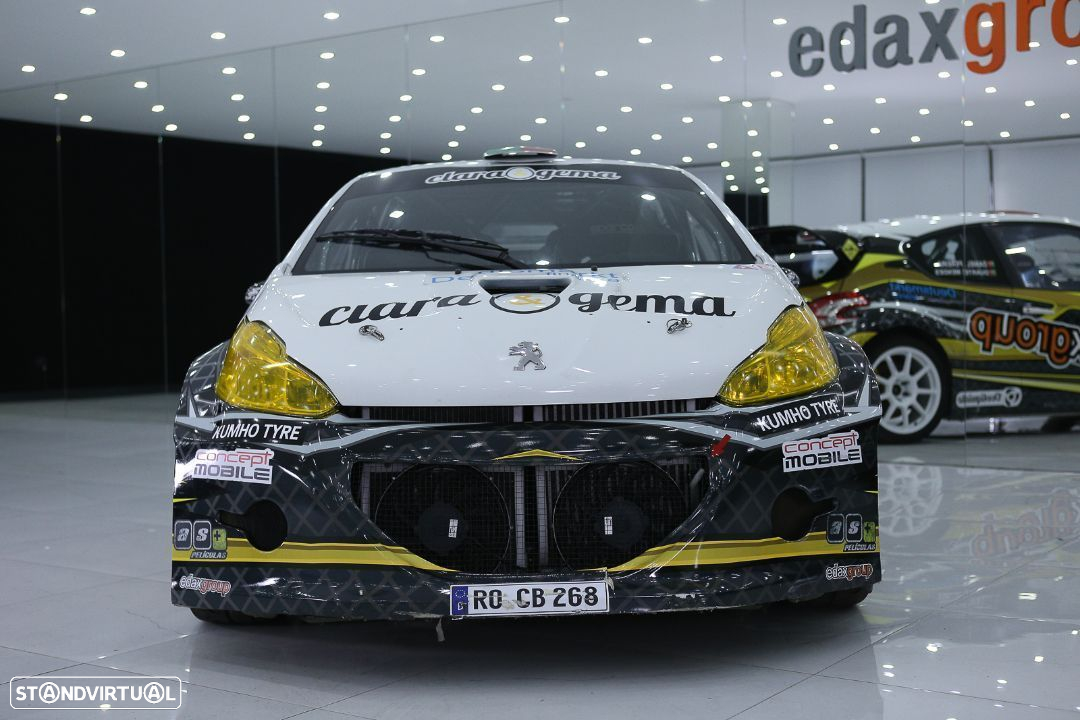 Peugeot 208 - 6