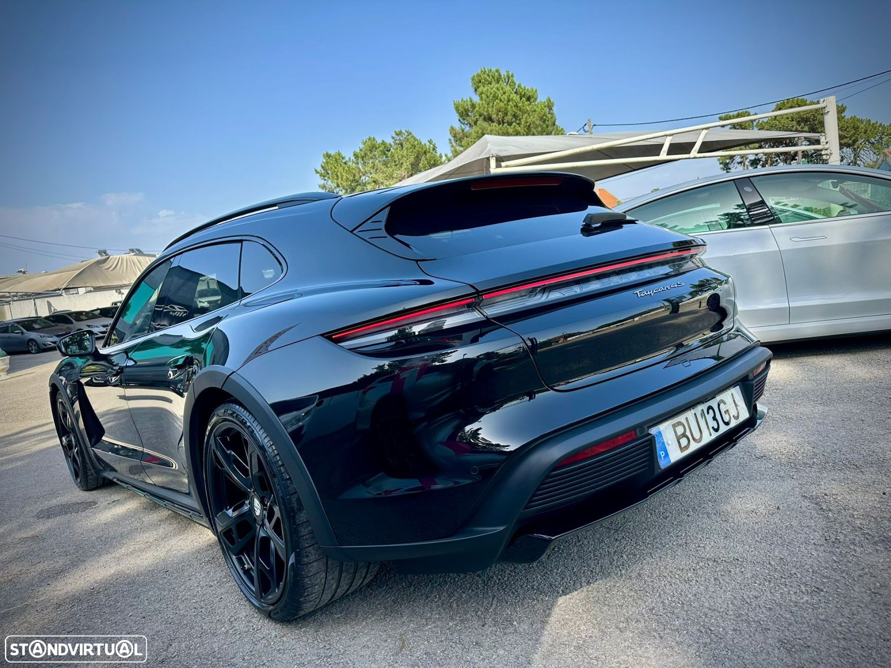 Porsche Taycan Cross Turismo - 5