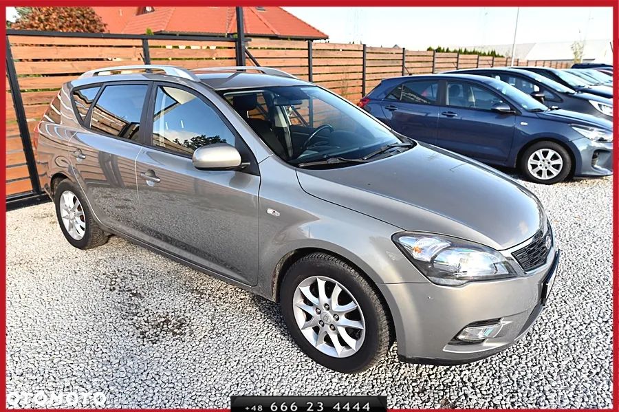 Kia Ceed 1.4 Comfort + - 8