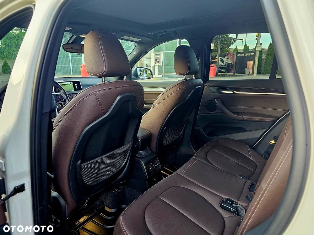 BMW X1 - 11