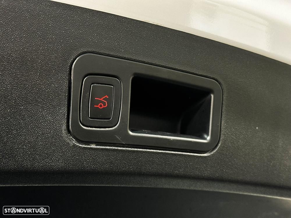 Tesla Model S Long Range AWD - 54