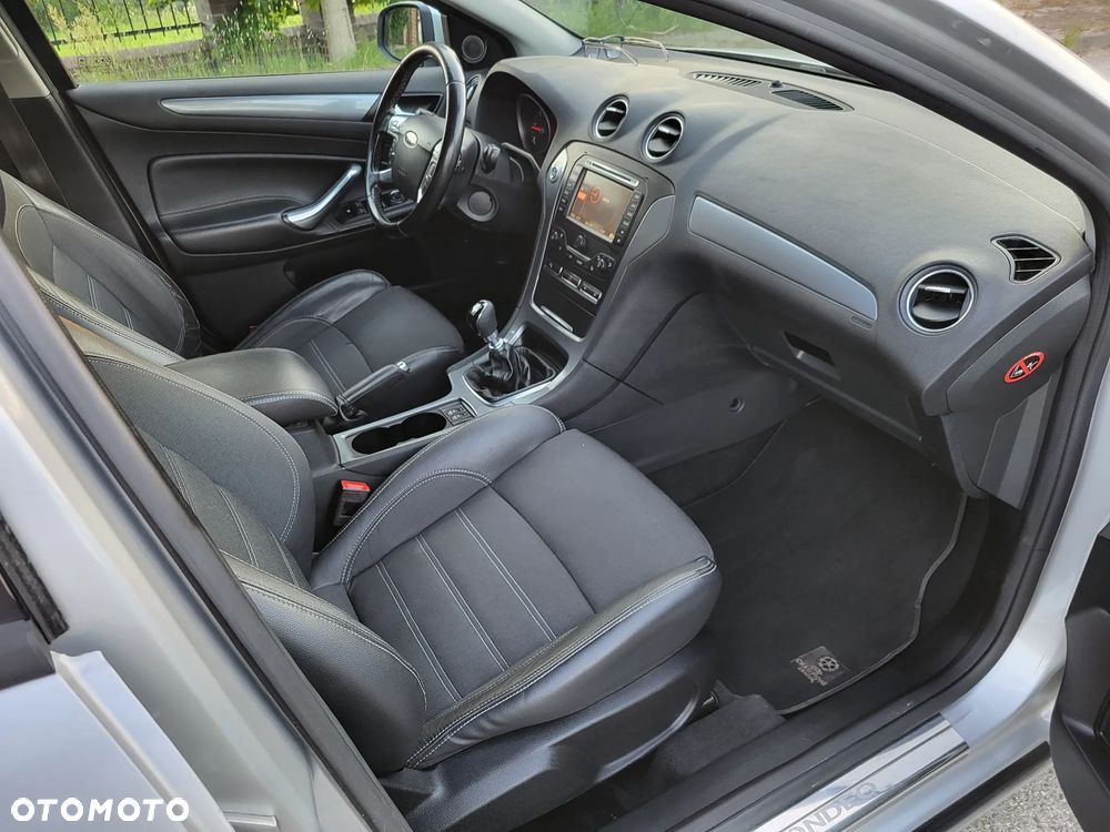 Ford Mondeo - 7