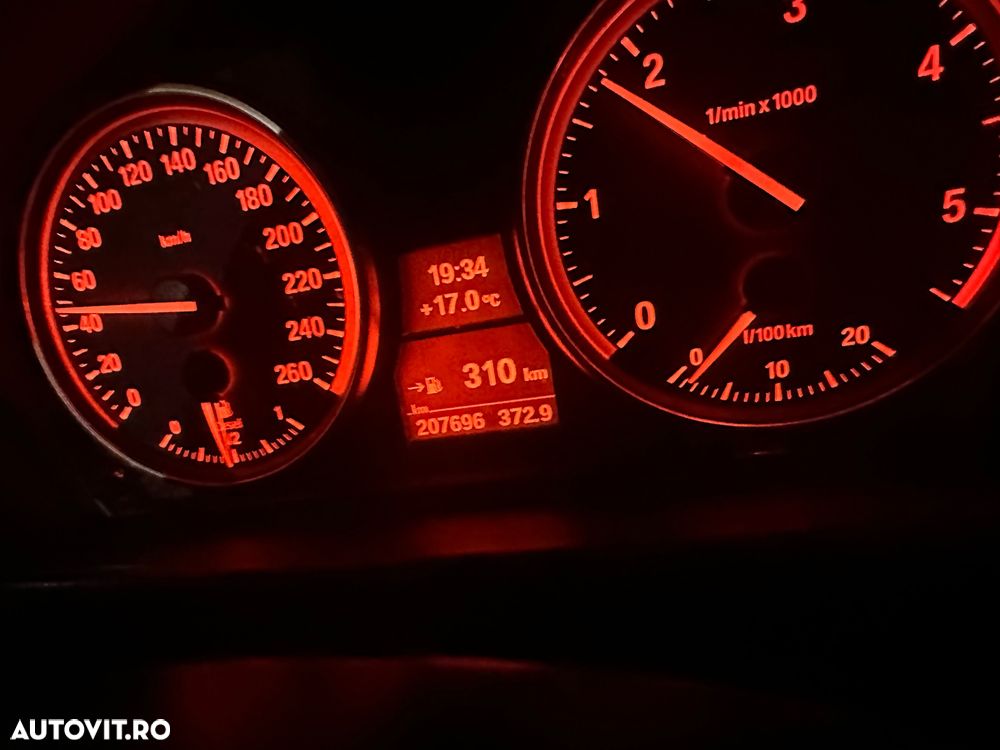 BMW X1 xDrive18d - 6
