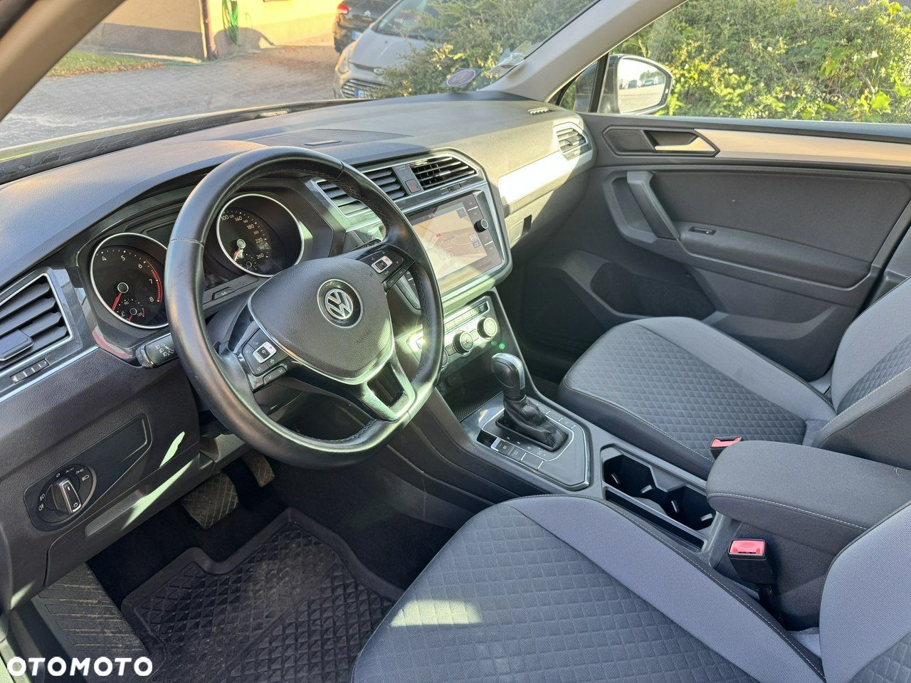 Volkswagen Tiguan - 6