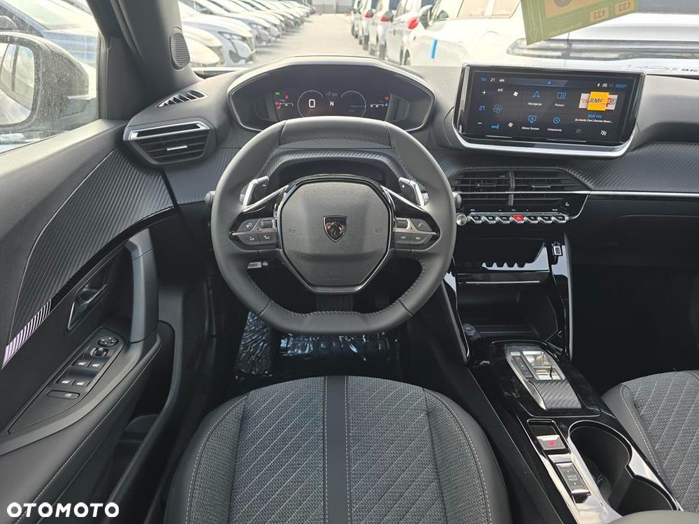 Peugeot 2008 PureTech mHEV Allure e-DCS6 - 26