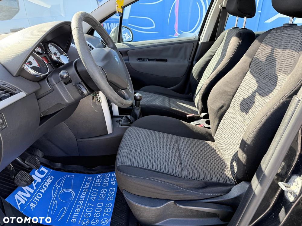 Peugeot 207 1.6 HDi - 16