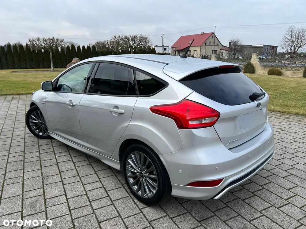 Ford Focus 1.5 EcoBlue Start-Stopp-System ST-LINE - 6