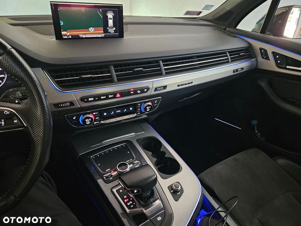 Audi Q7 50 TDI Quattro Tiptronic - 11
