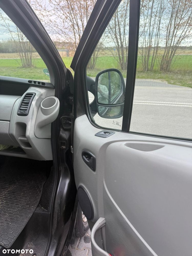 Renault TRAFIC - 5
