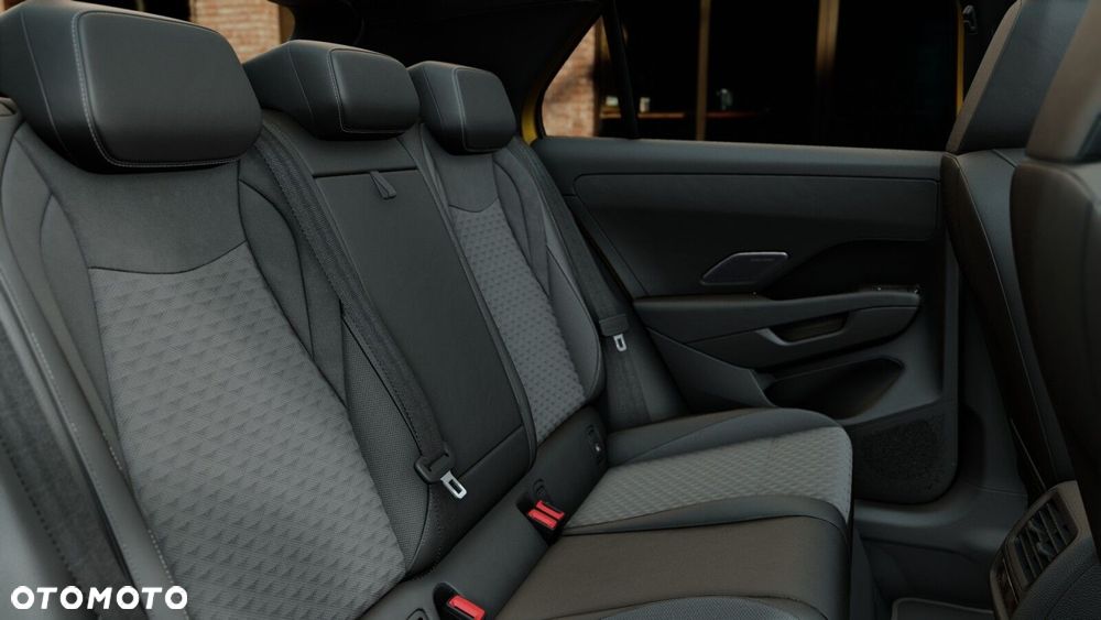 Volkswagen T-Roc - 13